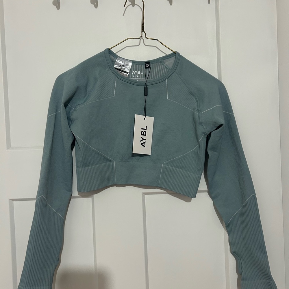 AYBL Women's Blue Long Sleeve Crop Top